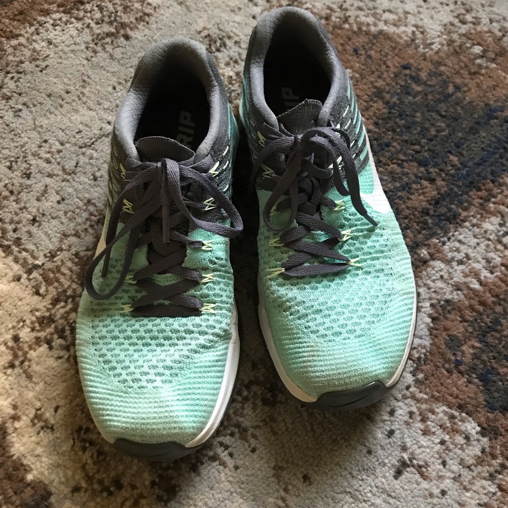 Nike metcon shoes